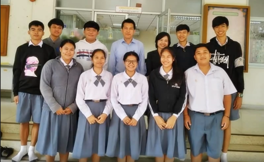 นักเรียนในกองทุนพระราชทานความช่วยเหลือแก่ประเทศเพื่อนบ้าน (กัมพูชา) เข้าพบผู้อำนวยการเพื่อรับทราบนโยบาย